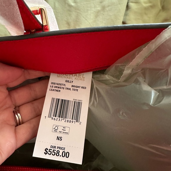 NWT Michael Kors Large Red Tote Purse - Picture 2 of 3